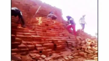 Stranded Odia labourers in AP face torture, families seek admin help