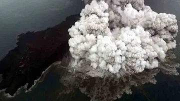 Fears of new Indonesia tsunami as Anak Krakatau volcano seethes