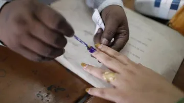 LS polls: 13.19 pc voter turnout till 10 am in MP
