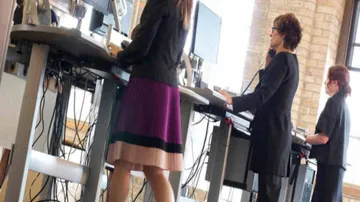 Treadmill work stations reduce muscle pain