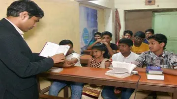 'Wonder Kids' In Odisha Show Remembering Big Dictionaries Is Cakewalk