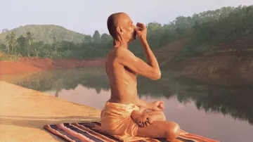 Right 'Doses' Of Yoga Can Reduce Depression, Anxiety