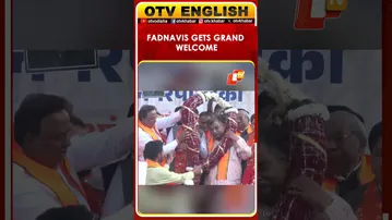 CM Fadnavis Gets Grand Welcome As BJP-Shiv Sena Leads BMC Election