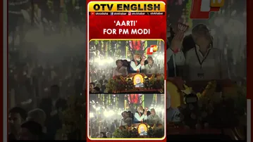 Women Peer Out From Their Balconies And Offer 'Aarti' As PM Modi Holds Road Show In Patna, Bihar