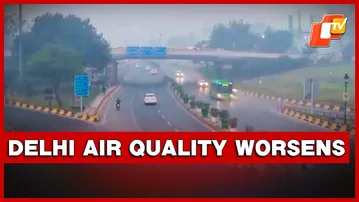 Delhi Struggles With Very Poor Air Quality, Amid Dense Fog