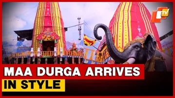 Bhubaneswar’s Unique Chariot-Themed Pandal Steals The Show This Durga Puja!