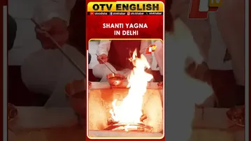 VHP Holds Shanti Yagna In Delhi For Victims Of Red Fort Blast