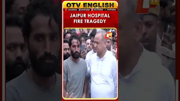 Former CM Ashok Gehlot Visits Jaipur’s SMS Hospital After ICU Fire Tragedy
