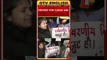 India Gate Turns Protest Ground As Delhi Residents Demand Clean Air | OTV