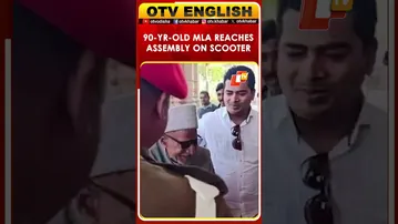 90-Year-Old SP MLA Arrives on Scooter for UP Assembly Budget Session