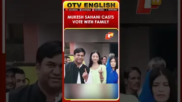 Bihar Polls 2025 | VIP Chief & Mahagathbandhan’s Mukesh Sahani, With Family, Casts Vote In 1st Phase