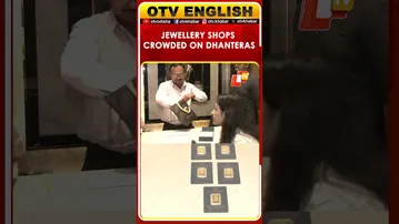 People Throng Jewellery Shops In Rajkot To Buy Gold And Silver Jewellery For Dhanteras.