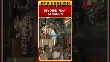 Devotees Offer Prayers At ISKCON Temple Ahmedabad For Chaitanya Mahaprabhu Jayanti