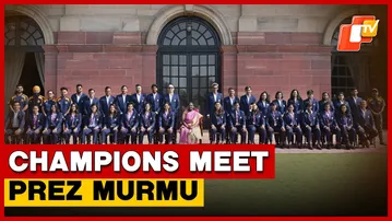 Women’s World Cup-Winning Indian Team Meets President Murmu, Coach Calls It India’s Victory