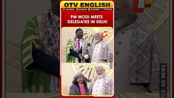 PM Modi Meets Delegates During Commonwealth Conference In Delhi