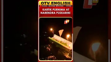 Odisha | Devotees Gather At Narendra Puskarini In Puri To Perform Rituals On Kartik Purnima