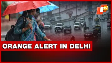 Delhi-NCR Sees Light Rain, Orange Alert Issued For Thunderstorms & Gusty Winds