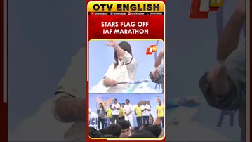 New Delhi | Jawaharlal Nehru Stadium Hosts Sekhon IAF Marathon 2025, Flagged Off By Bollywood Stars