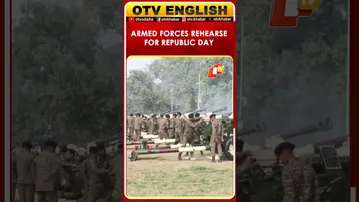 Delhi: Armed Forces Rehearsed 21-Gun Salute For Republic Day