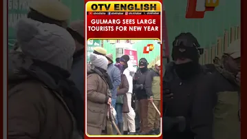 J&K Gulmarg Sees Large Tourists For New Year's Celebration