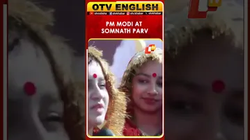 Performers Happy PM Modi At Somnath Swabhiman Parv