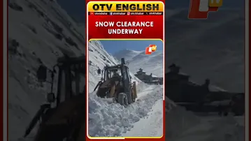 WATCH | Snow Clearance Underway On Mughal Road In Poonch, J&K