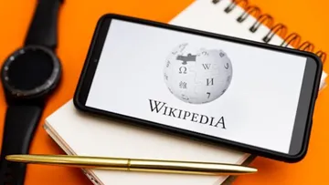 Wikipedia halts AI-generated summary pilot after editor backlash