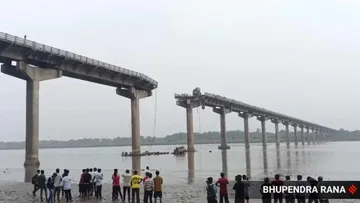 gujrat accident bridge