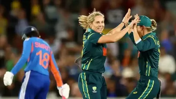 Smriti Mandhana Sophie Molineux Australia Women vs India Women