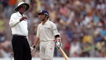 Steve Bucknor Sachin Tendulkar