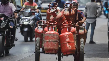 Pradhan Mantri Ujjwala Yojana LPG Cylinder