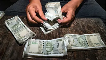 Fake indian currency