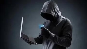 Mumbai cyber fraud in the name of pak spy