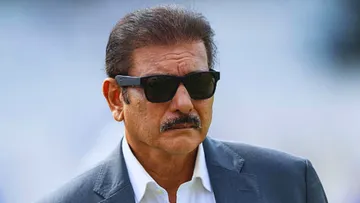 Ravi Shastri told under what score it will be safe for india to wrap up England