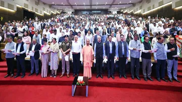 CM Yogi adityanath participated 150th anniversary event Lucknow