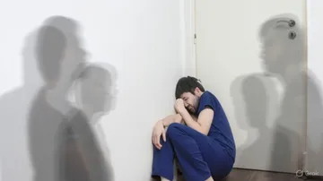 क्या आपको भी दिखाई देती हैं काल्पनिक चीजें? जानिए हैलुसिनेशन का असली कारण