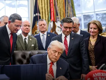 Trump calls for federal role in US elections