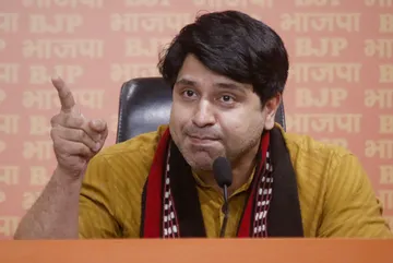 शहजाद पूनावाला का खड़गे पर तंज, 'पाकिस्तान के यूट्यूब कंटेंट क्रिएटर की तरह कर रहें बात'