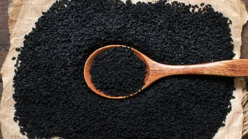 kalonji-beneift-1762006671