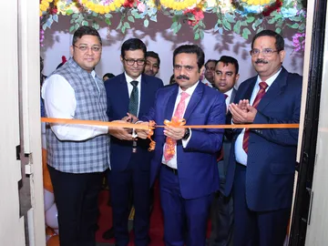 Bank of Baroda Opens First Phygital Branch in Kolkata