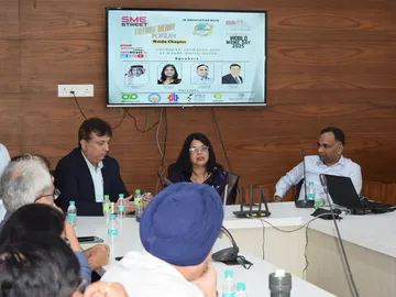 Mr Faiz Askari, Dr Sampa Banerjee, Mr Deepak Maheshwari (From Left to Right)