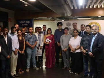 DPIIT Secretary Leads Delegation to K-tech MeitY Nasscom CoE for IoT & AI in Bengaluru