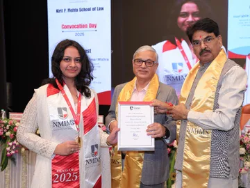 BCI Chairman Inspires NMIMS Law Graduates to Serve Society