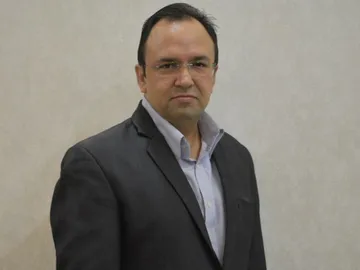 Mr Vineet K Sharma as Head  Legal and Company Secretary