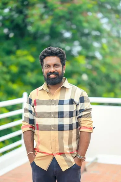 Mr Suresh Shetty Cahoots