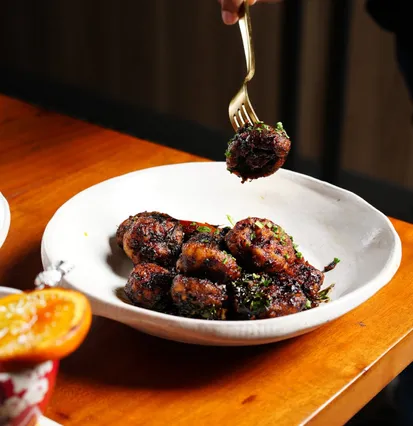 Thai Black Pepper Mushroom - Cal-On, HCBK