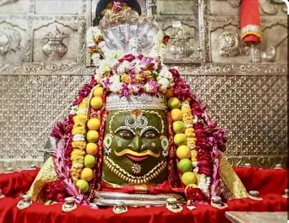 Ujjain Mahakaal: 13 including priest suffer burn injuries during Bhasm  Aarti | The BuckStopper