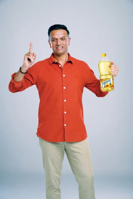 Rahul Dravid with Freedom Refined Sunflower Oil