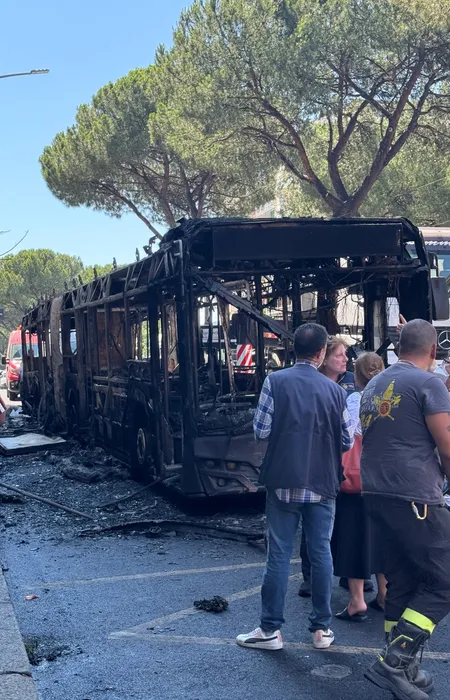 925585bc-c5a7-4bfc-8bb1-59560ec1b2aa