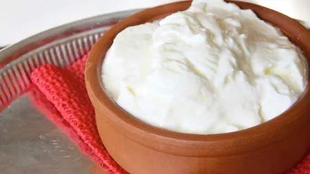 গরমে খান টক দই, তবে হোক টেস্টিও